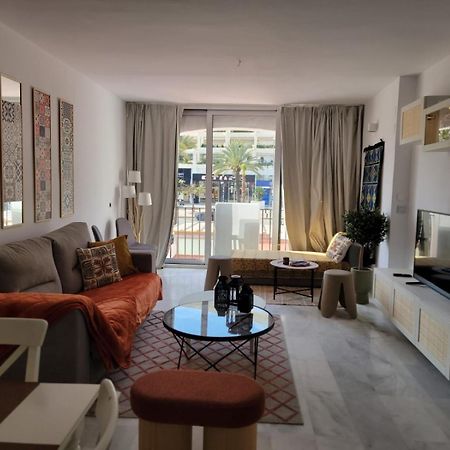 Jardines Del Puerto Apartment Marbella Exterior photo